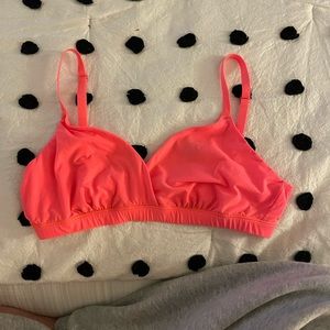 Skims Crossover Fits Everybody in Nectarine